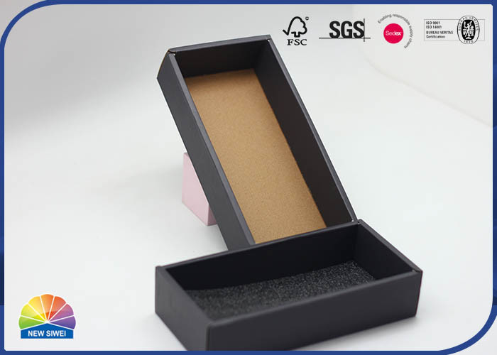 E-Flute Scatola postale ondulata nera Laminazione opaca Dimensioni e logo personalizzati